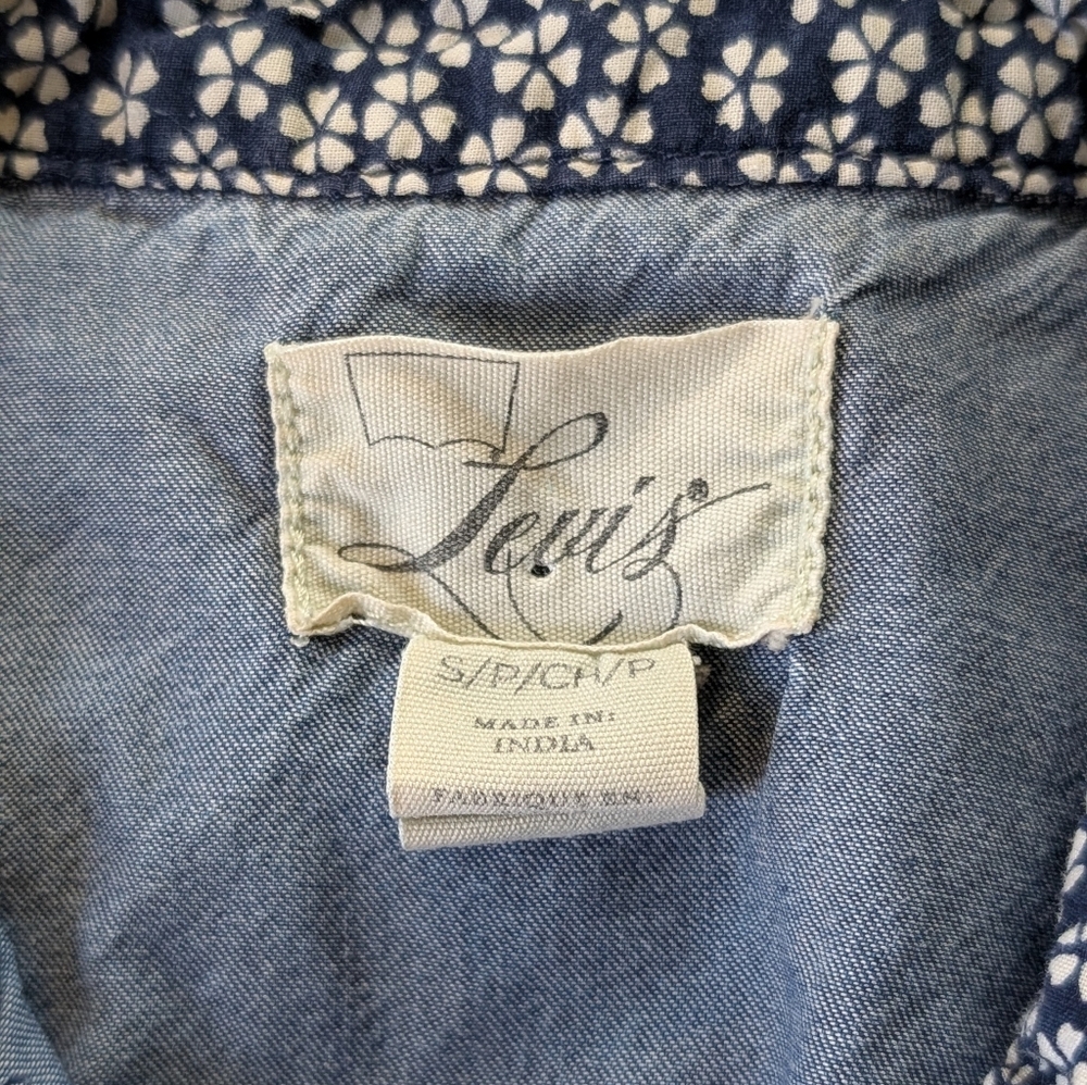 Levi's Women's Western Pearl Snap Denim Button-Up Shirt with Floral Trim Small - Picture 4 of 9
